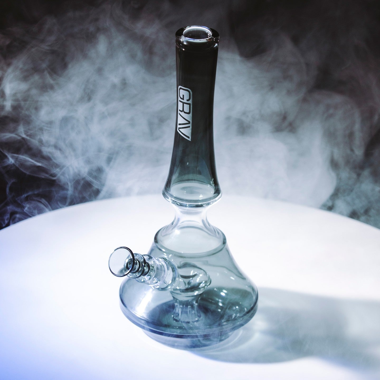 GRAV® Empress Water Pipe